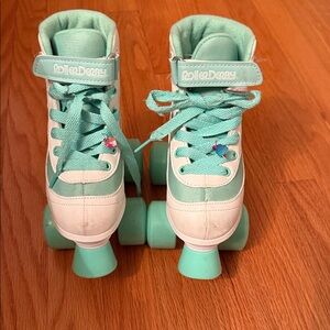 Roller Derby Mint Green and White Roller Skates size 13